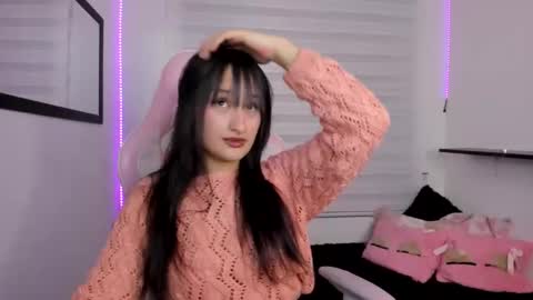 Sarah Ramirez online show from January 16, 3:10 am