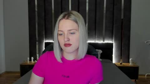 Sarah online show from January 4, 12:59 am