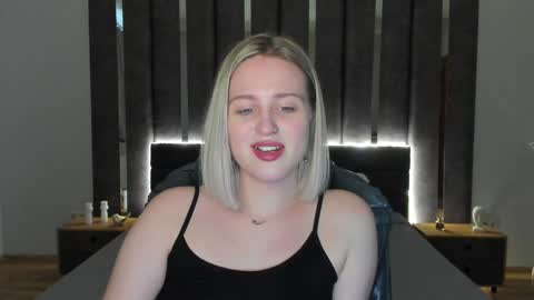 Sarah online show from January 8, 6:41 am