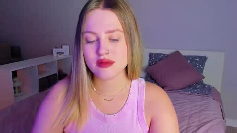 Sarah online show from November 2, 12:46 am