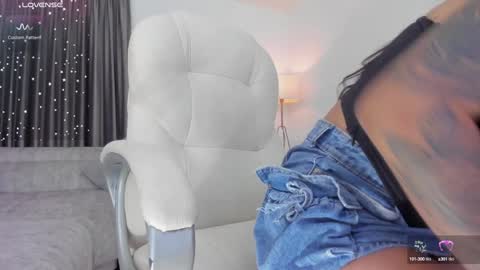 Sarah online show from January 26, 2:24 am