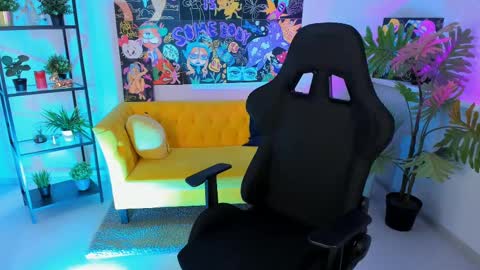 Divine Sarah NONUDE model online show from March 6, 2:51 pm