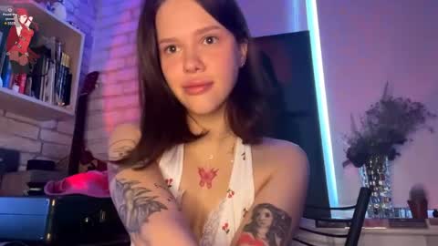 Sarah online show from April 29, 12:48 am