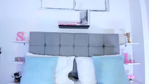 Snapshot of sarahlopezz290 chatting on September 26, 4:05 am sarahlopezz290 online show from September 26, 4:05 am