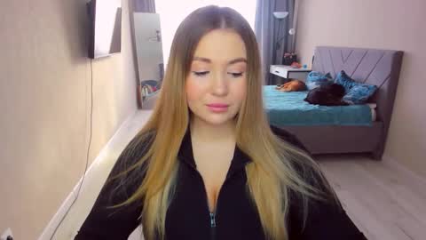 Sarah online show from February 26, 12:26 pm