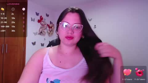 Sarah online show from February 26, 1:53 am