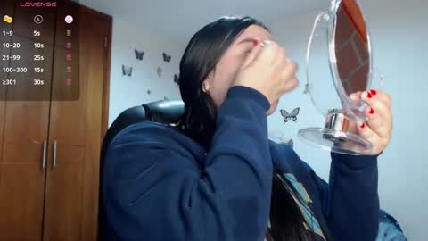 Sarah online show from October 3, 4:09 am