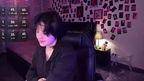 Sarah online show from March 10, 10:20 am