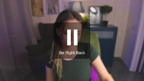 Snapshot of sarahshelby chatting on June 12, 10:25 am Sarah online show from June 12, 10:25 am