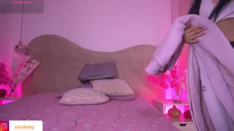 Sara  online show from March 19, 12:09 pm