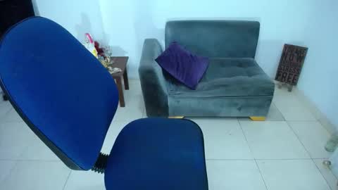 Saraloves online show from November 11, 11:21 am