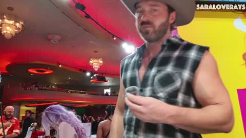 Back from Vacay  Follow for more here  online show from January 18, 9:55 pm