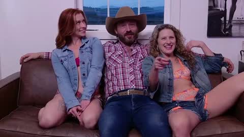 Back from Vacay  Follow for more here  online show from March 8, 2:12 am