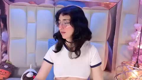 sara  online show from January 6, 5:55 am