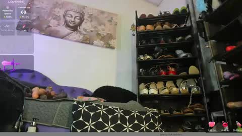 jhoa online show from April 16, 7:47 pm