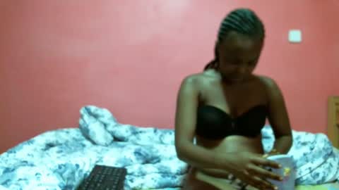 Snapshot of saramoh2 chatting on March 6, 11:25 am saramoh2 online show from March 6, 11:25 am