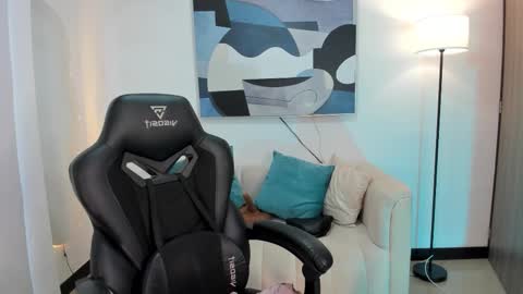 Snapshot of saraparkerx chatting on February 23, 9:56 pm I am Sara online show from February 23, 9:56 pm