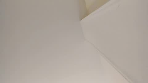 Snapshot of sarasaenz__ chatting on January 16, 11:15 am online show from January 16, 11:15 am