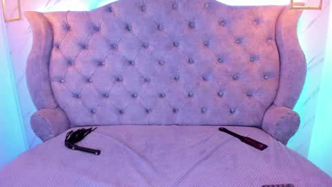 Snapshot of sarasaenz__ chatting on January 25, 5:30 pm online show from January 25, 5:30 pm