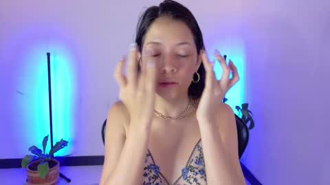 Sara online show from March 19, 11:47 am