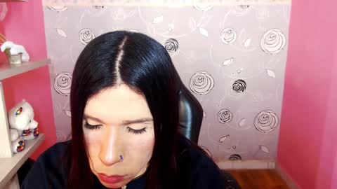 Snapshot of sarasofia44 chatting on January 25, 4:23 am Sara Sofia online show from January 25, 4:23 am