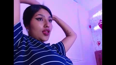 sarastonesx online show from February 20, 6:50 am