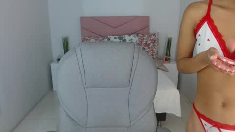 Snapshot of sarayvega_ chatting on September 12, 7:14 pm Saray Vega online show from September 12, 7:14 pm