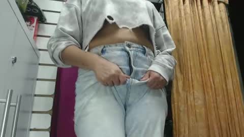 mery online show from February 3, 7:10 pm