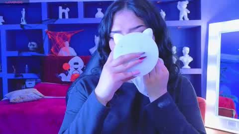 Sari  online show from October 30, 9:26 pm