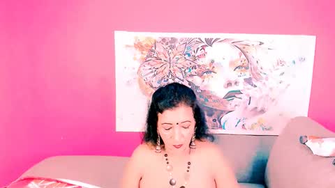 Snapshot of sarikaxxx chatting on March 5, 9:38 am Sarika online show from March 5, 9:38 am