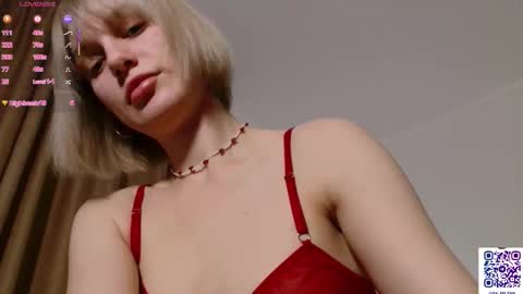 Your Selena 3 online show from February 21, 3:07 am