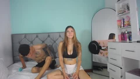  SARIYA Y ALEXIS  online show from April 15, 7:58 pm