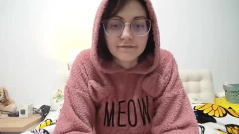 sarraboots online show from January 15, 6:11 pm