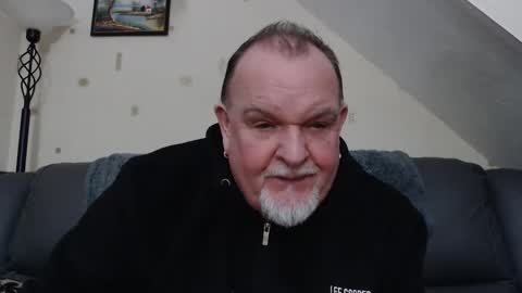 Andy online show from November 17, 12:49 am