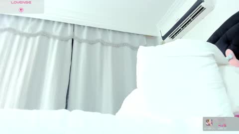 Sary Rousse online show from April 19, 6:10 pm