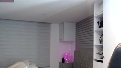 Snapshot of sasha_baby69 chatting on September 28, 1:44 am yesica online show from September 28, 1:44 am