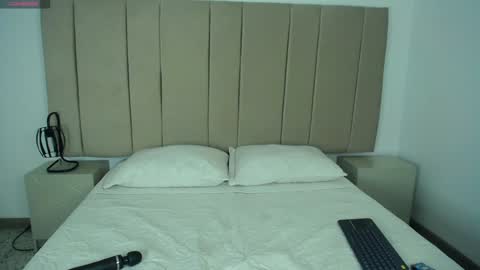 Sasha Brattz online show from February 5, 4:37 am