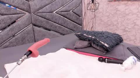 Sasha  online show from March 7, 7:33 pm