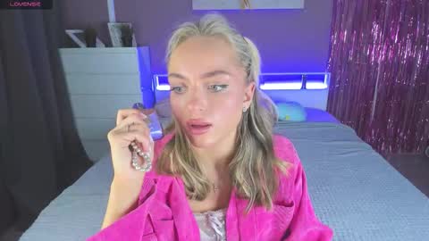 Sasha online show from February 19, 3:52 pm