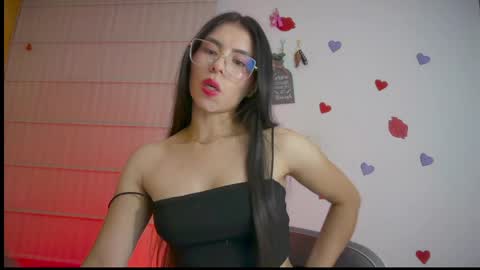 sasha_jonne online show from April 18, 1:53 am