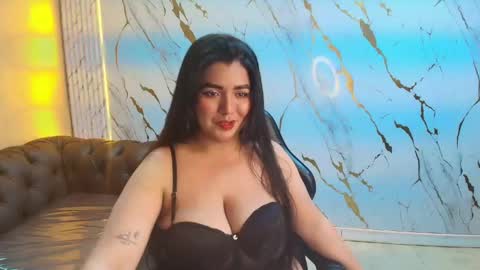 Snapshot of sasha_tf chatting on June 9, 8:31 pm Sasha online show from June 9, 8:31 pm