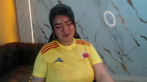 Snapshot of sasha_tf chatting on June 17, 9:38 pm Sasha online show from June 17, 9:38 pm