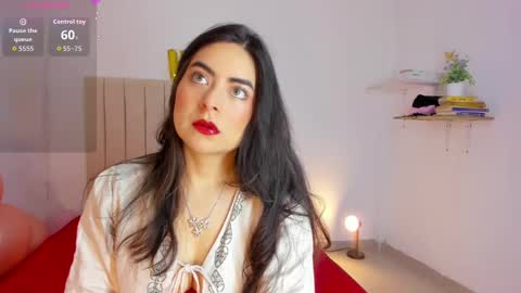 Snapshot of sashaa_petit chatting on October 15, 11:32 am Sashaa online show from October 15, 11:32 am