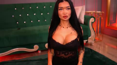 Dennise online show from February 19, 7:05 pm