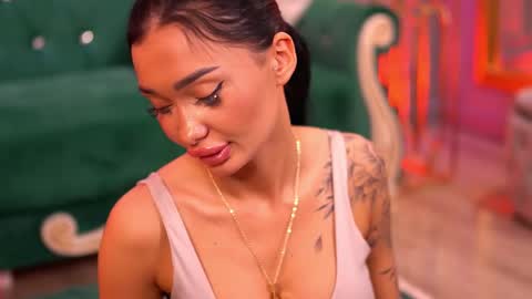 Dennise online show from February 21, 2:06 am