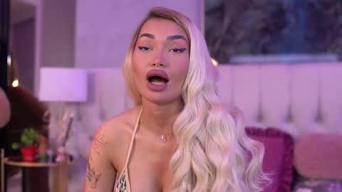 Dennise online show from September 16, 6:20 pm