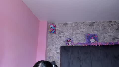 Snapshot of sashajune chatting on April 15, 7:58 pm selene online show from April 15, 7:58 pm