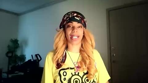 Snapshot of sashastrokes chatting on March 7, 10:18 pm MISTRESS STROKES online show from March 7, 10:18 pm