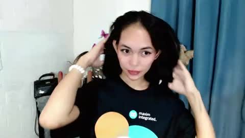 Sashi online show from October 30, 4:41 pm