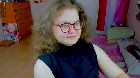 .Alexandra online show from June 23, 4:16 pm